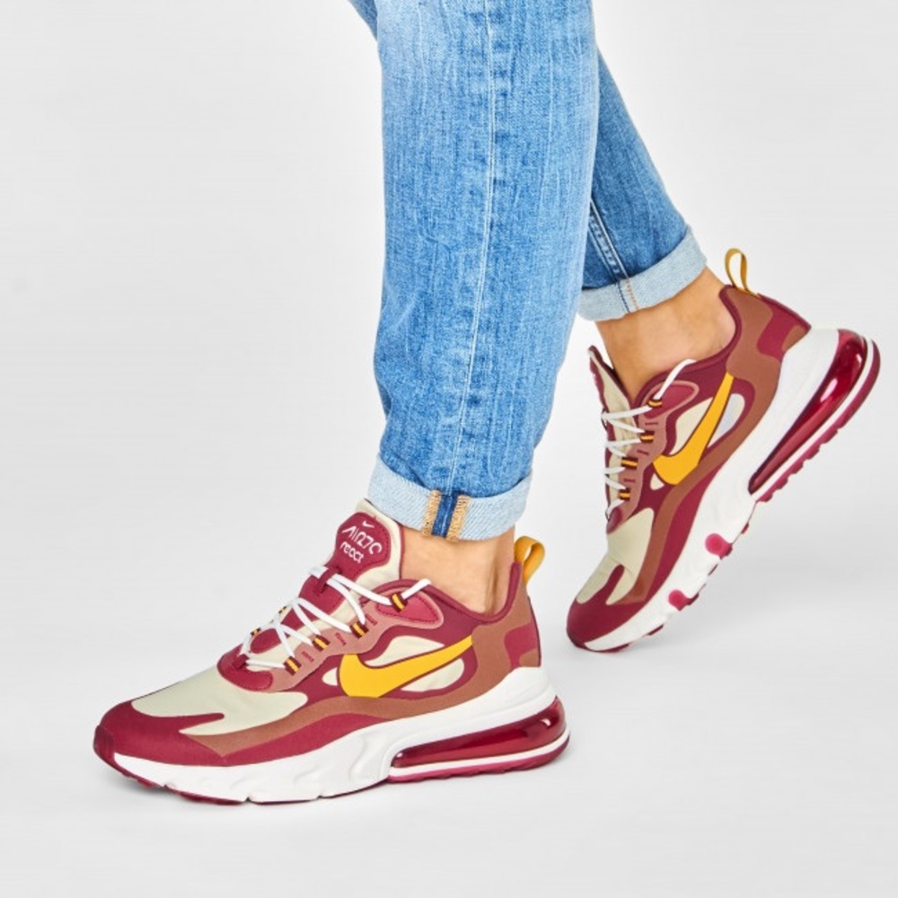Nike Air Max 270 React NWT